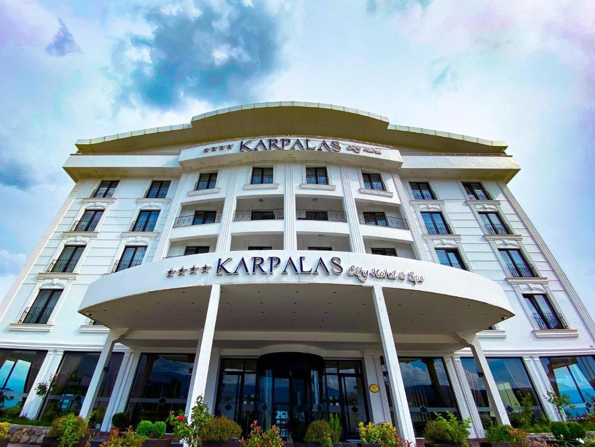 คาร์ปาลัส ซิตี้ โฮเต็ล แอนด์ สปา Hotel โบลู ภายนอก รูปภาพ