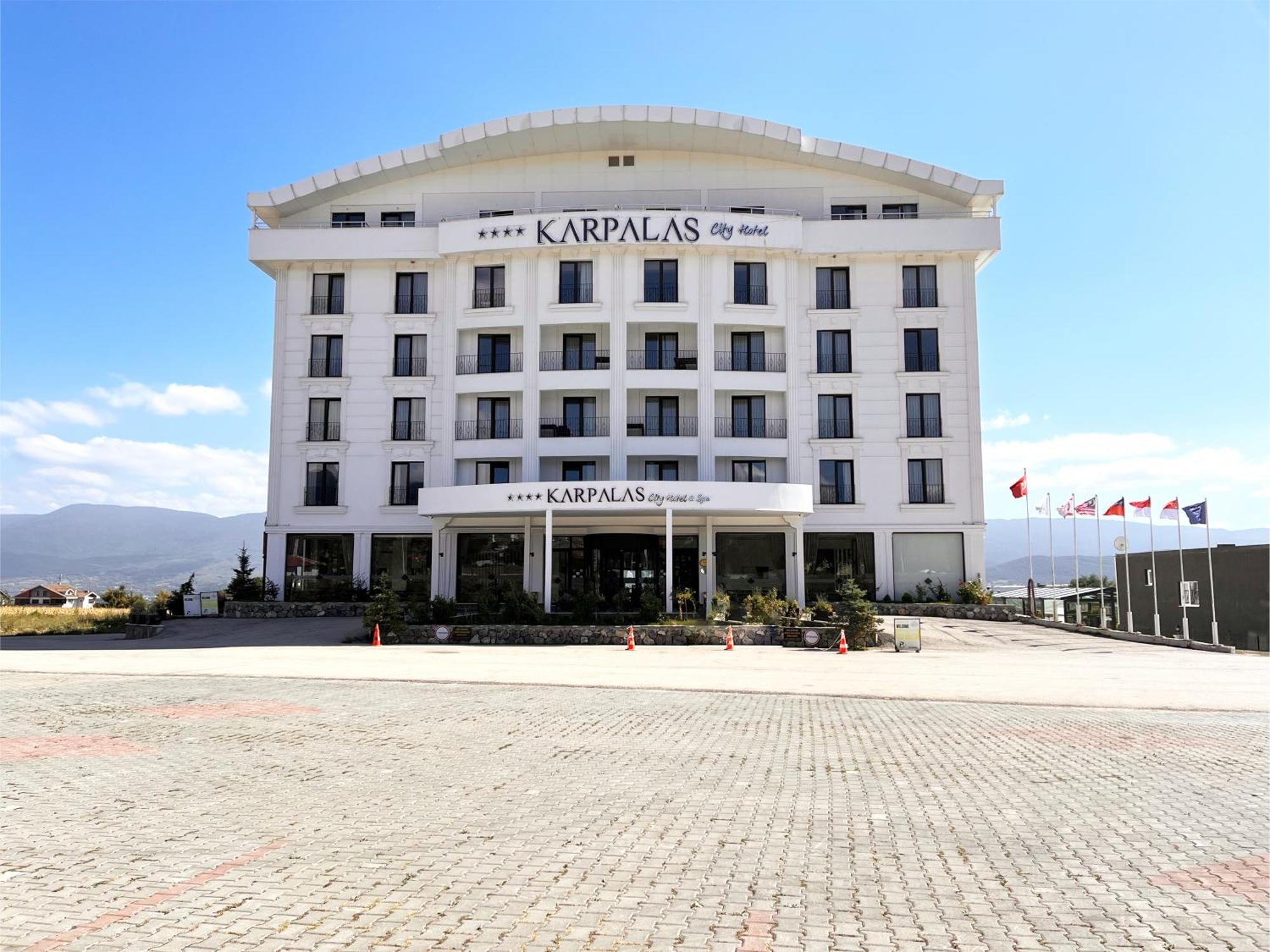 คาร์ปาลัส ซิตี้ โฮเต็ล แอนด์ สปา Hotel โบลู ภายนอก รูปภาพ