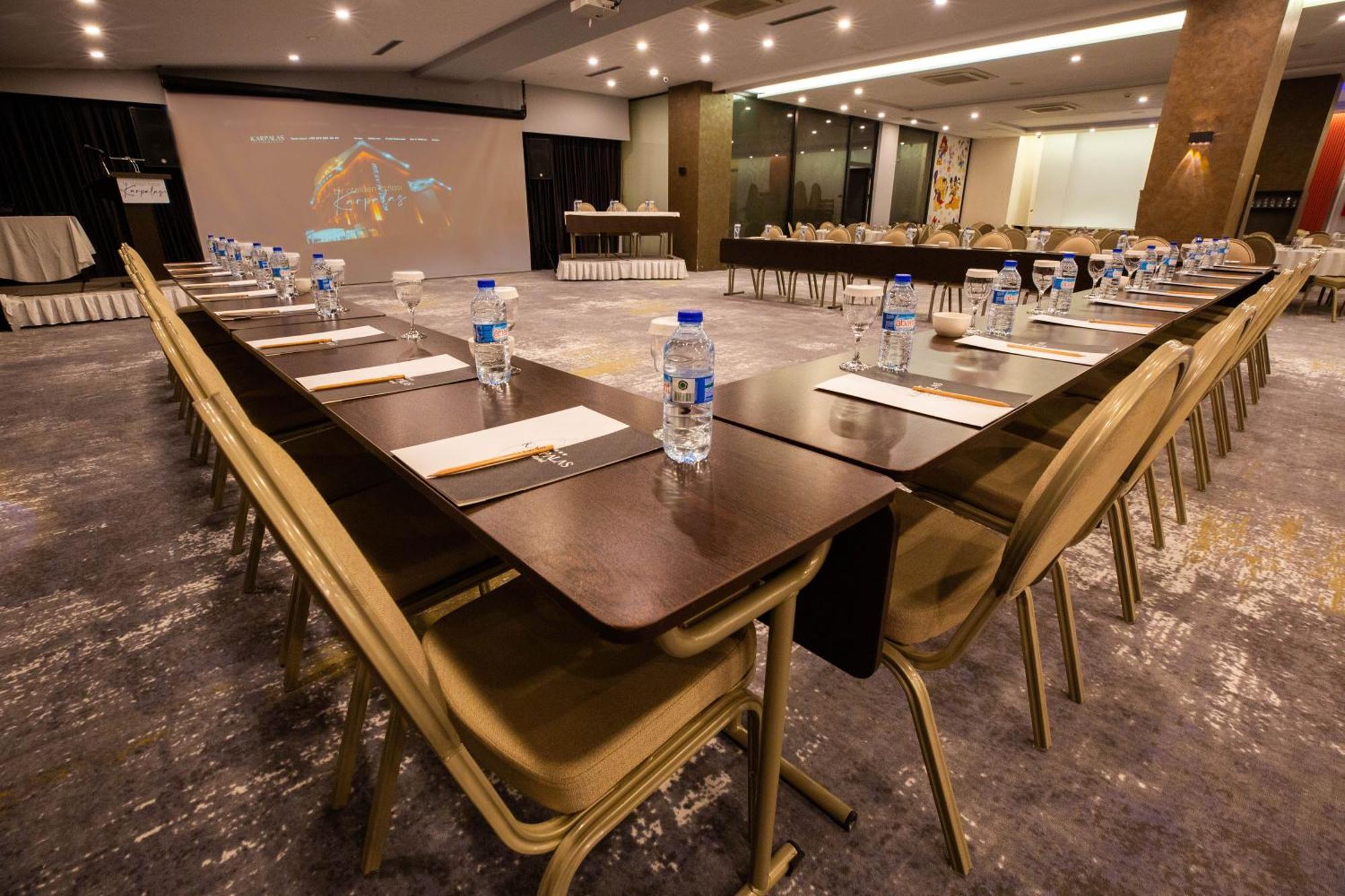 คาร์ปาลัส ซิตี้ โฮเต็ล แอนด์ สปา Hotel โบลู ภายนอก รูปภาพ