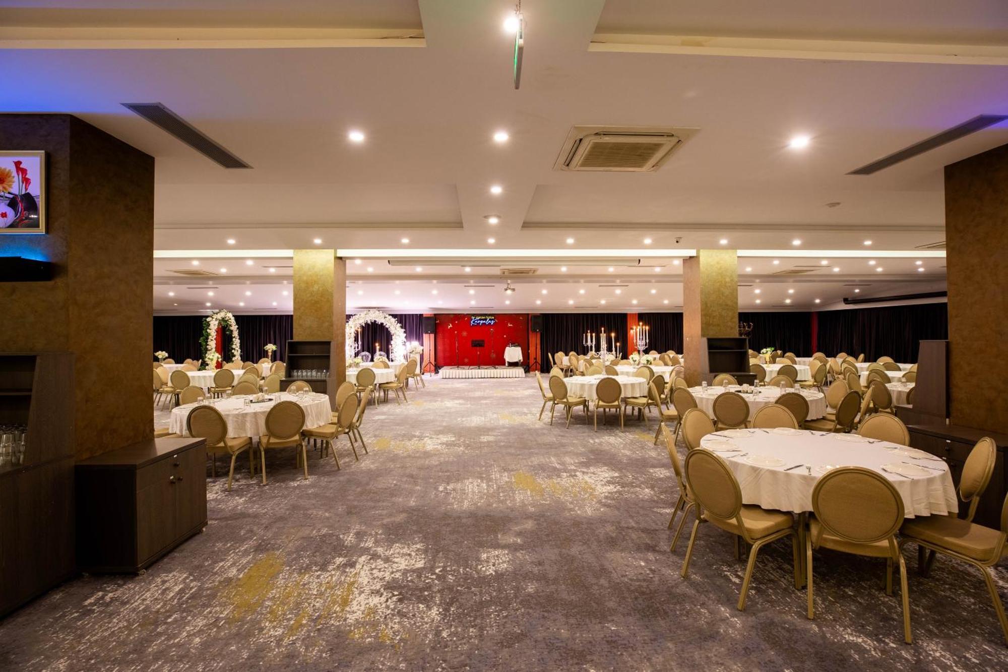 คาร์ปาลัส ซิตี้ โฮเต็ล แอนด์ สปา Hotel โบลู ภายนอก รูปภาพ