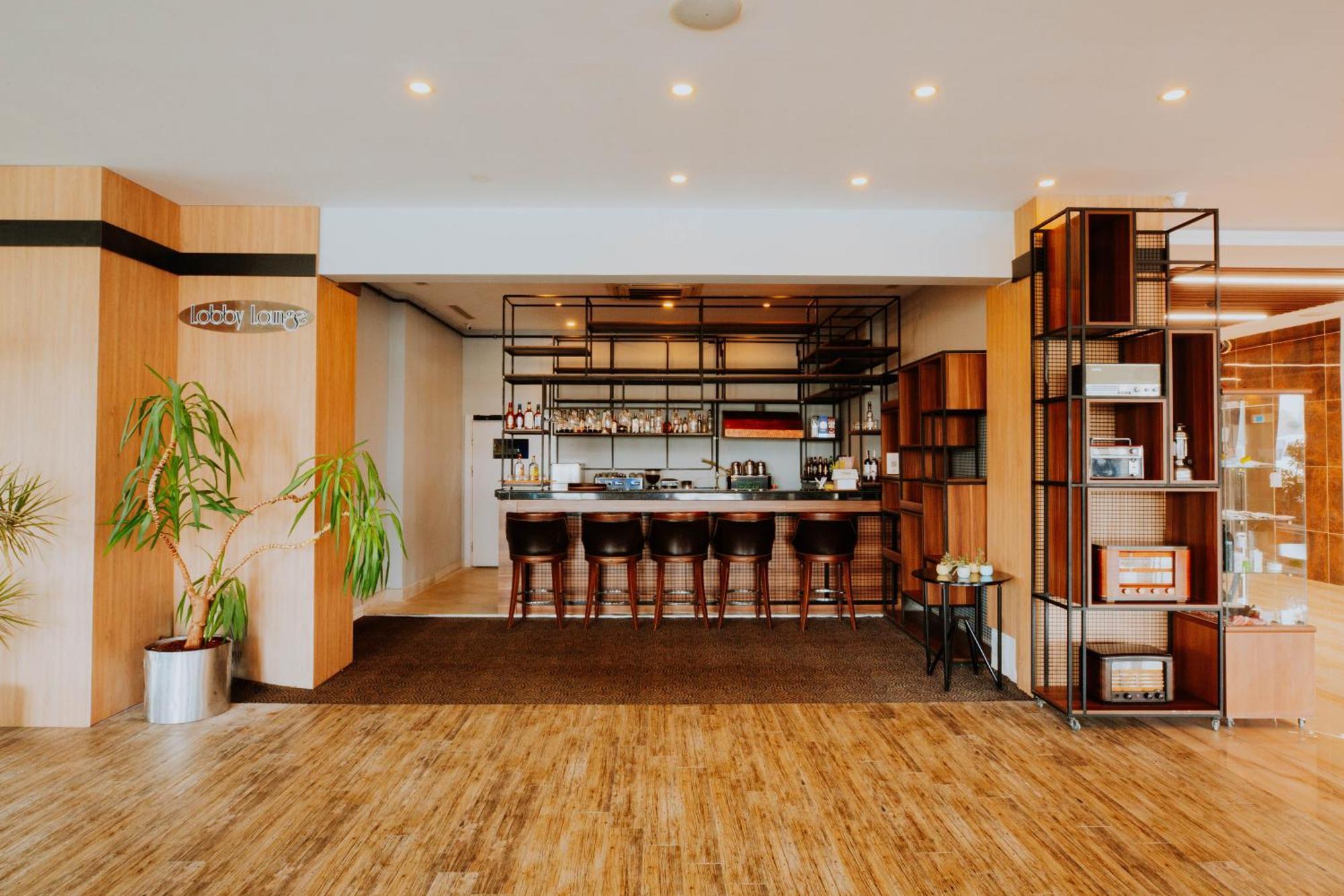 คาร์ปาลัส ซิตี้ โฮเต็ล แอนด์ สปา Hotel โบลู ภายนอก รูปภาพ