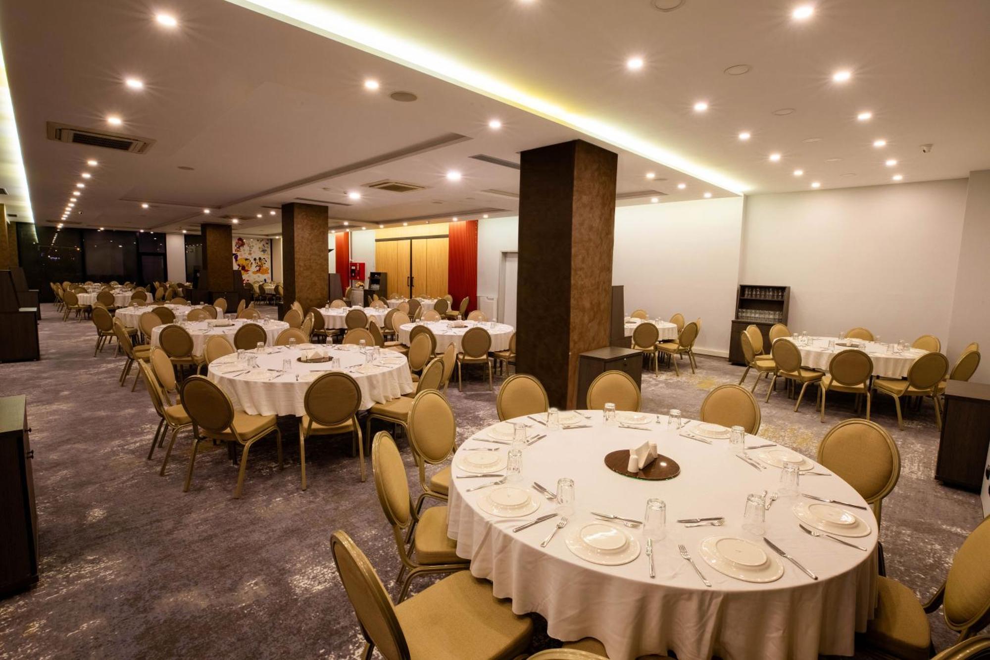 คาร์ปาลัส ซิตี้ โฮเต็ล แอนด์ สปา Hotel โบลู ภายนอก รูปภาพ